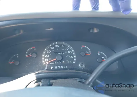 1998 Ford Super Club Wagon Xl/Xlt from USA, damaged, VIN 1FBSS31LXWHA41781